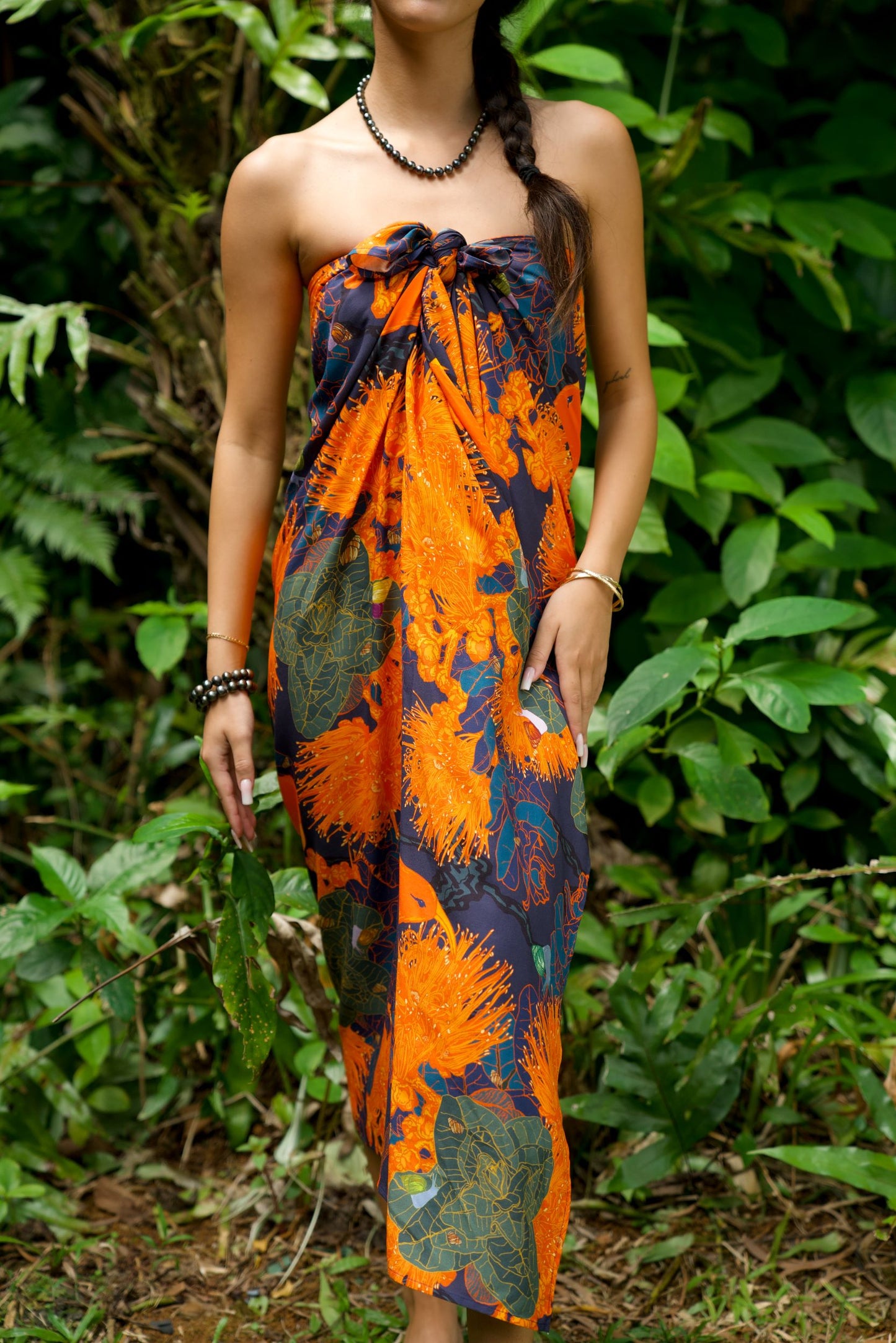 Kaniakapūpū Orange Pareo / Sarong