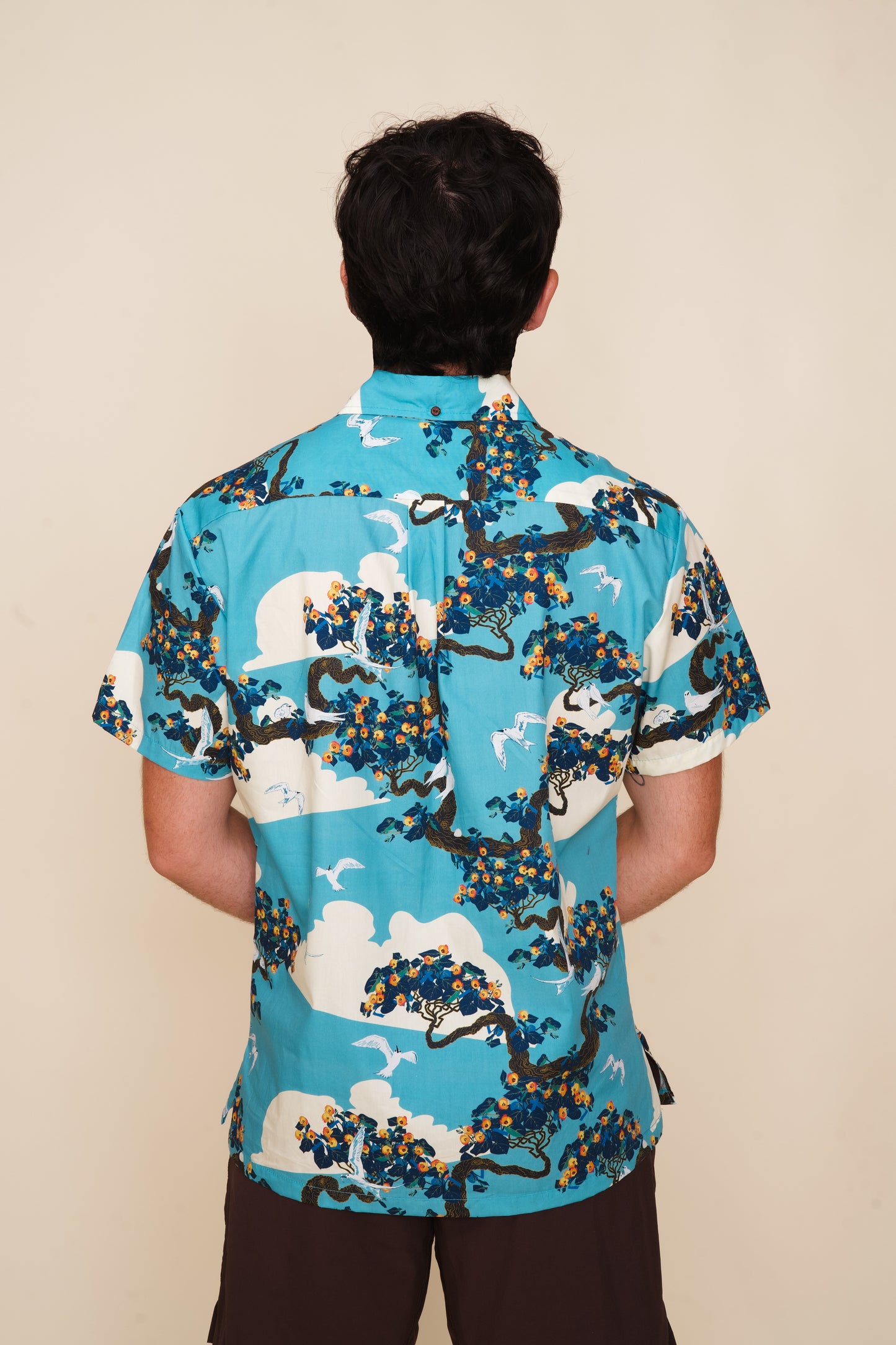 Manu-o-Kū & Flowering Hau Tree Sky Blue Aloha Shirt