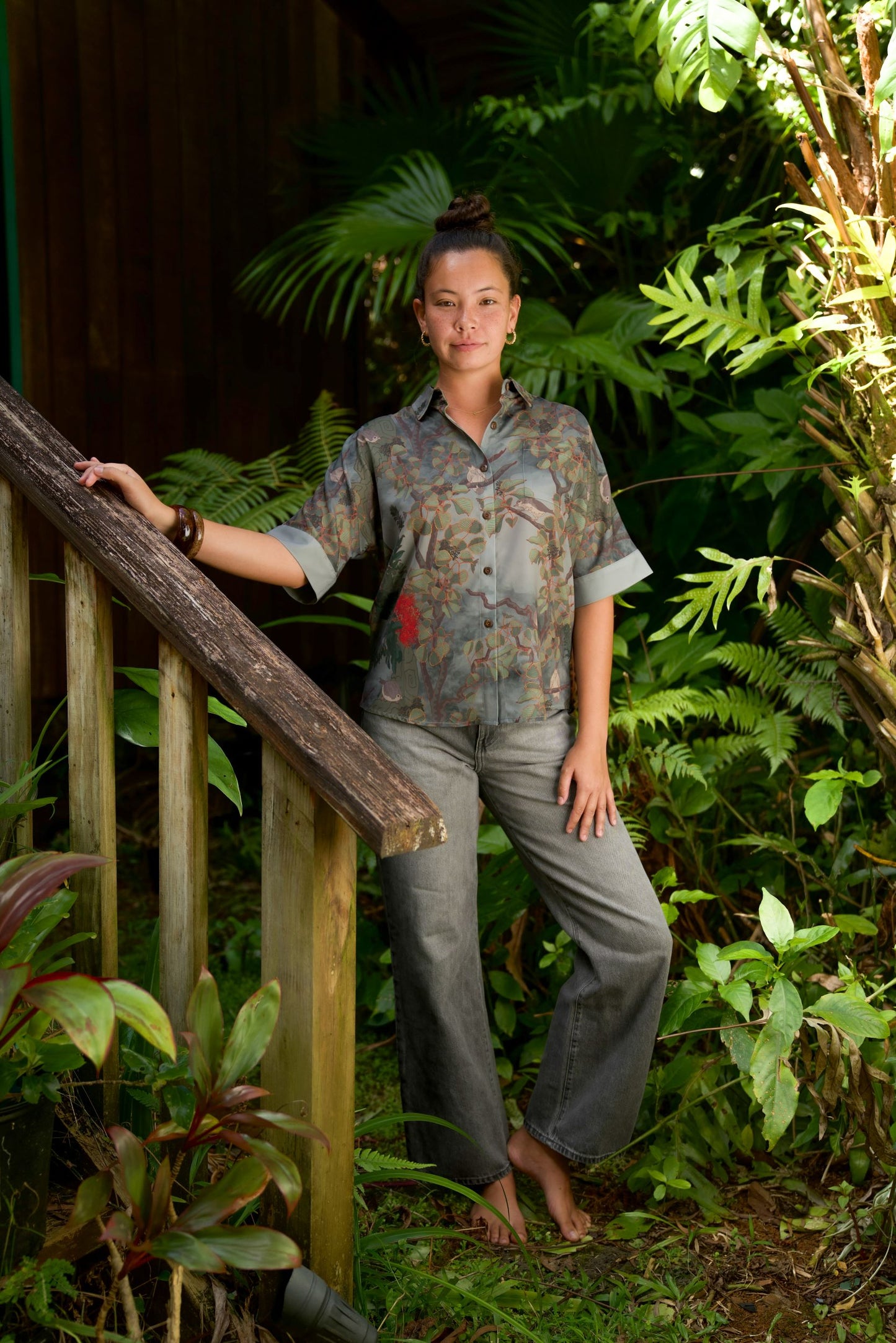 Vanishing 'Akikiki Women's Kimono Sleeve Aloha Shirt