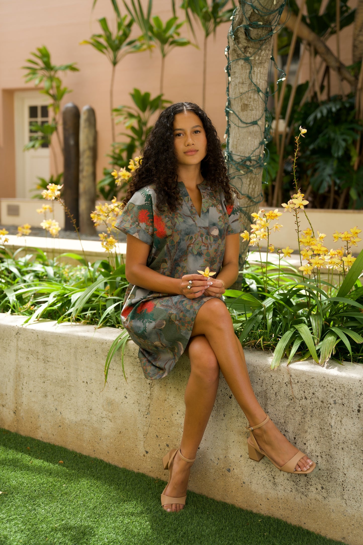 Vanishing ʻAkikiki Tunic Dress