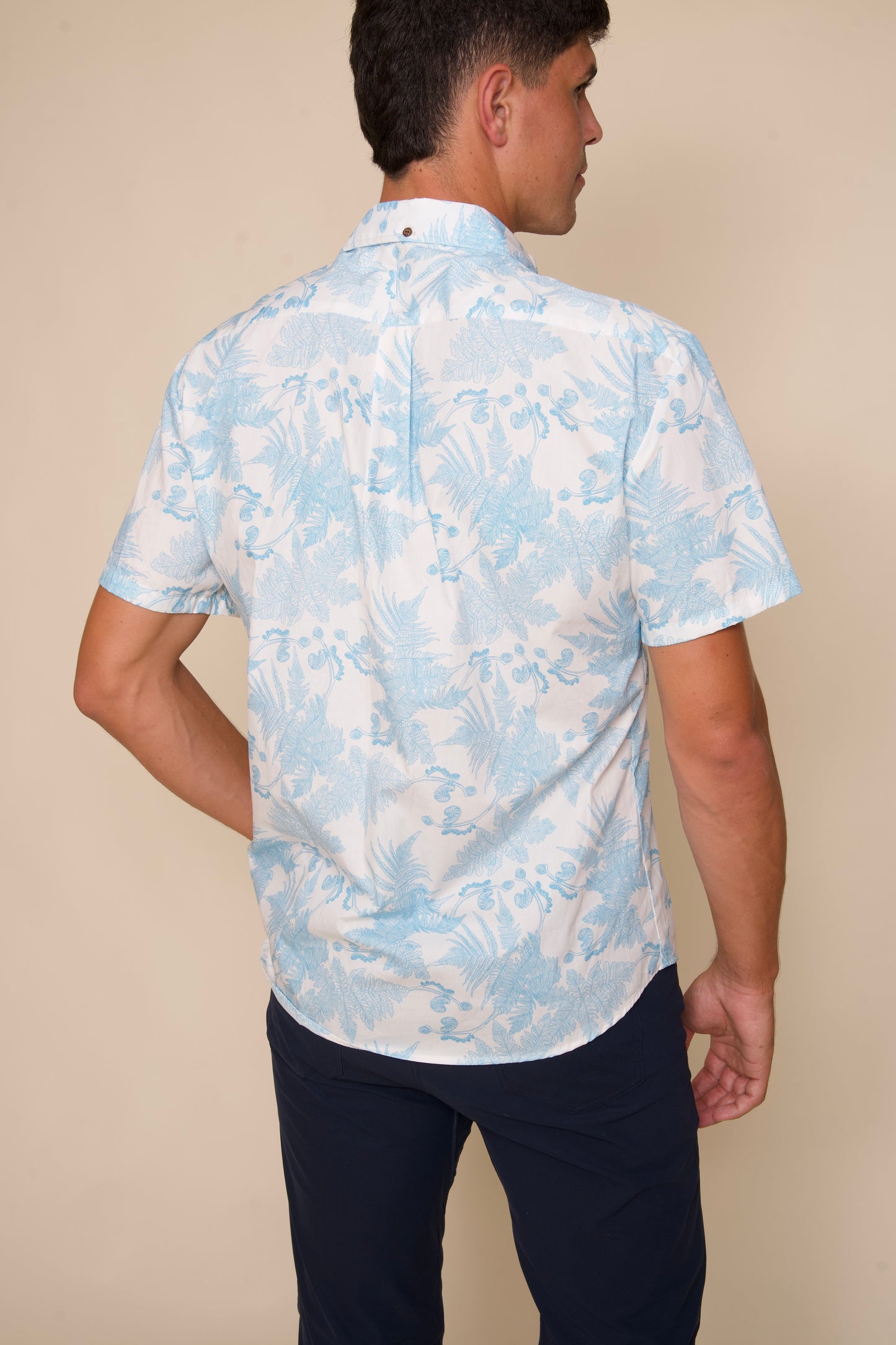 Hāpuʻu Tree Fern Blue on White Aloha Shirt