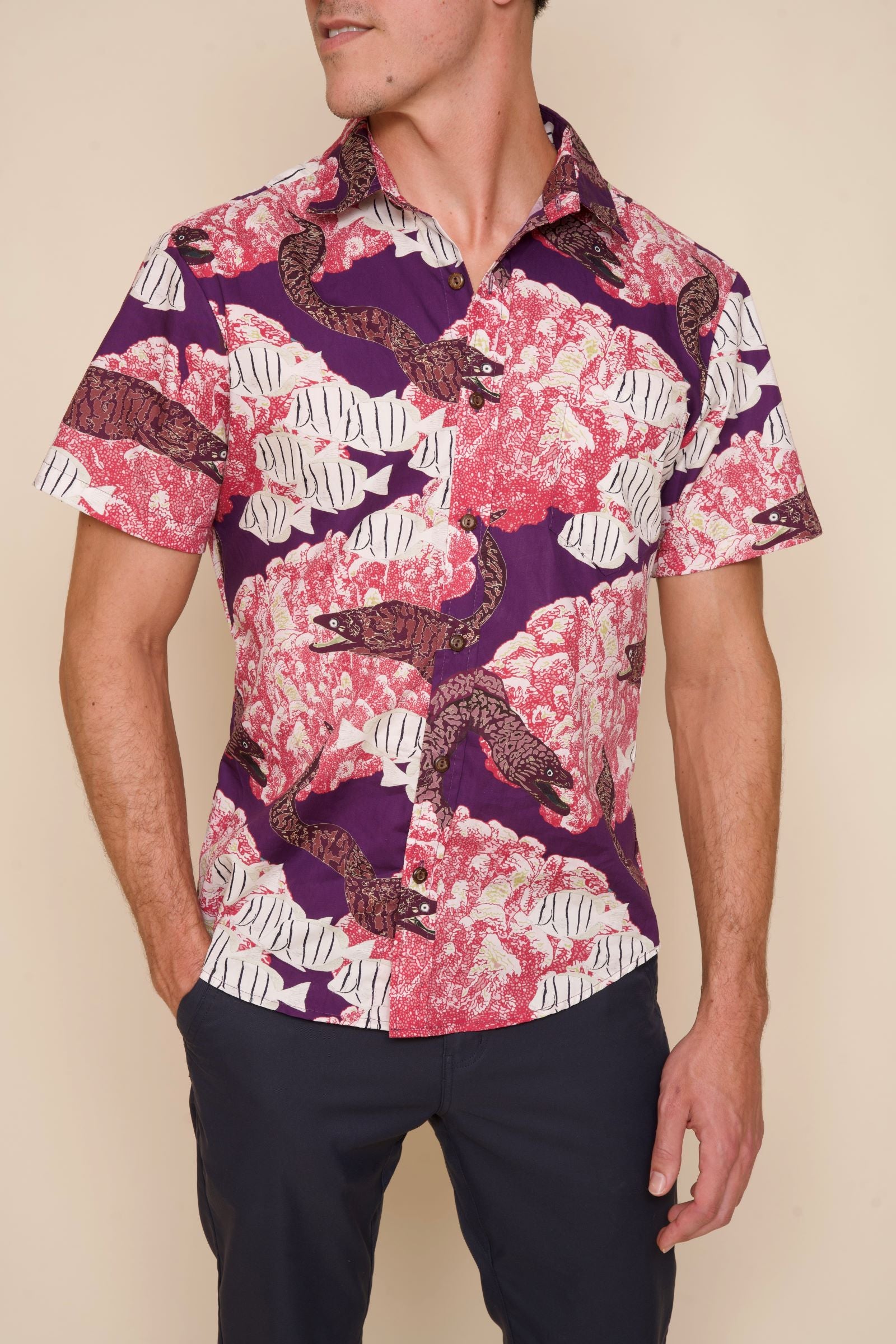 Tiki Shirt Made in hotsell Hawaii Flowers Hawaii Aloha READ CHECK MEASUREMENTS