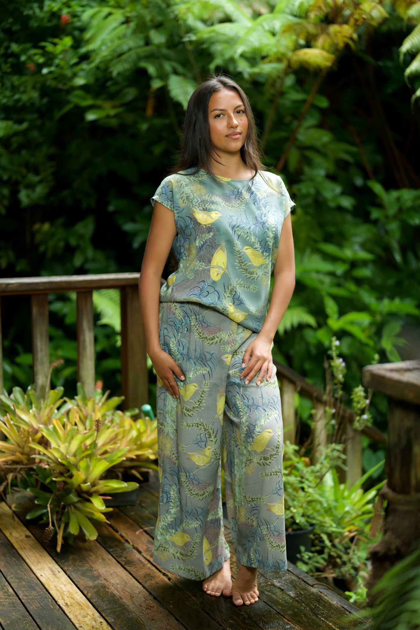 Foraging Kiwikiu Cap Sleeve Blouse