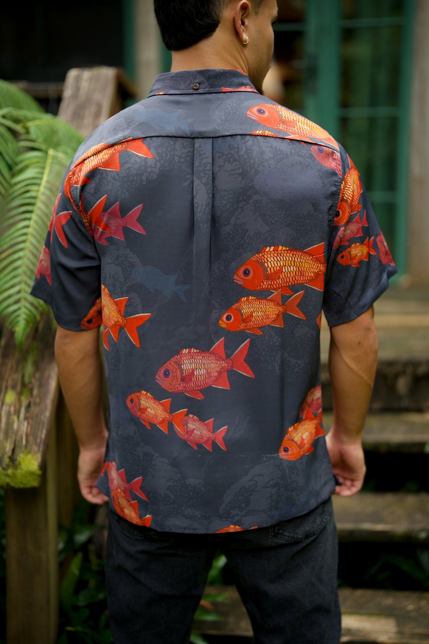 Menpachi ʻŪʻū Aloha Shirt (Iron Free)