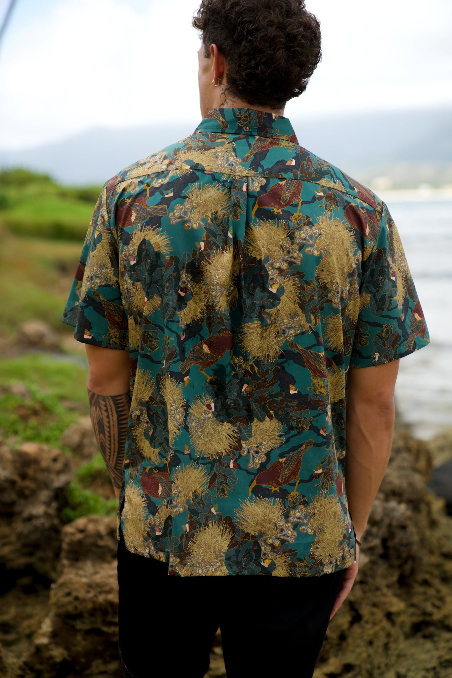 Kaniakapūpū Mamo Aloha Shirt