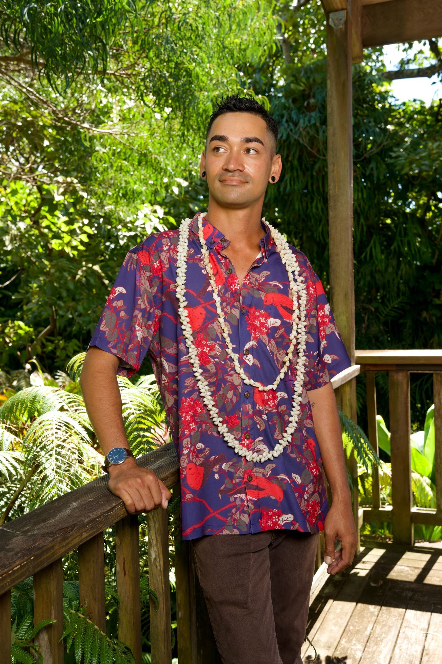 ‘ Apapane & ‘ Iliahi Iron Free Aloha Shirt