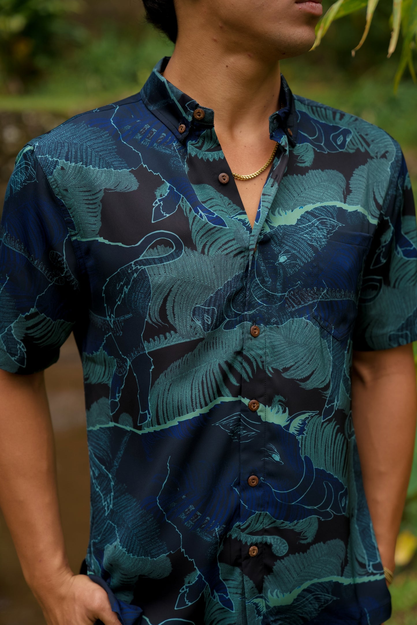 Kamapua'a Navy Aloha Shirt (Iron Free)