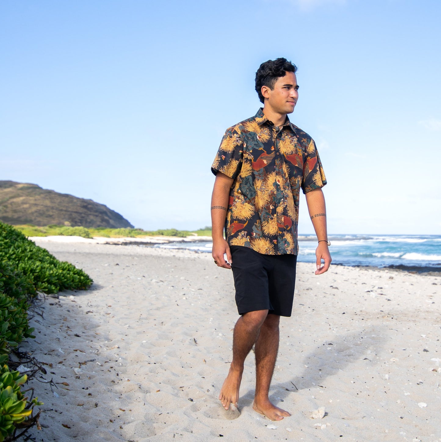 Kaniakapūpū Midnight Lehua Mamo Aloha Shirt