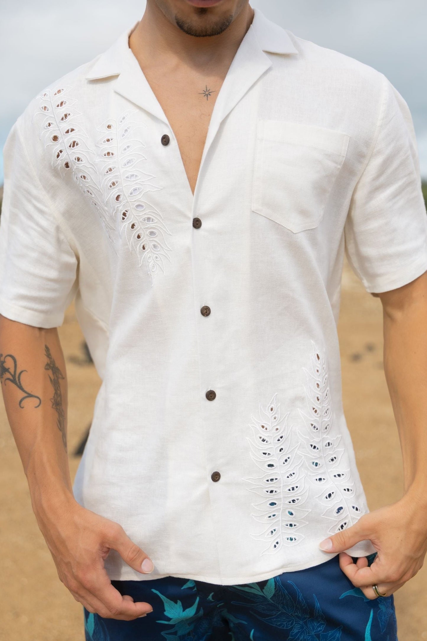 ‘Iwa‘Iwa Fern White Linen Vintage Cut Aloha Shirt