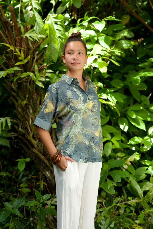 Foraging Kiwikiu Women's Kimono Sleeve Aloha Shirt