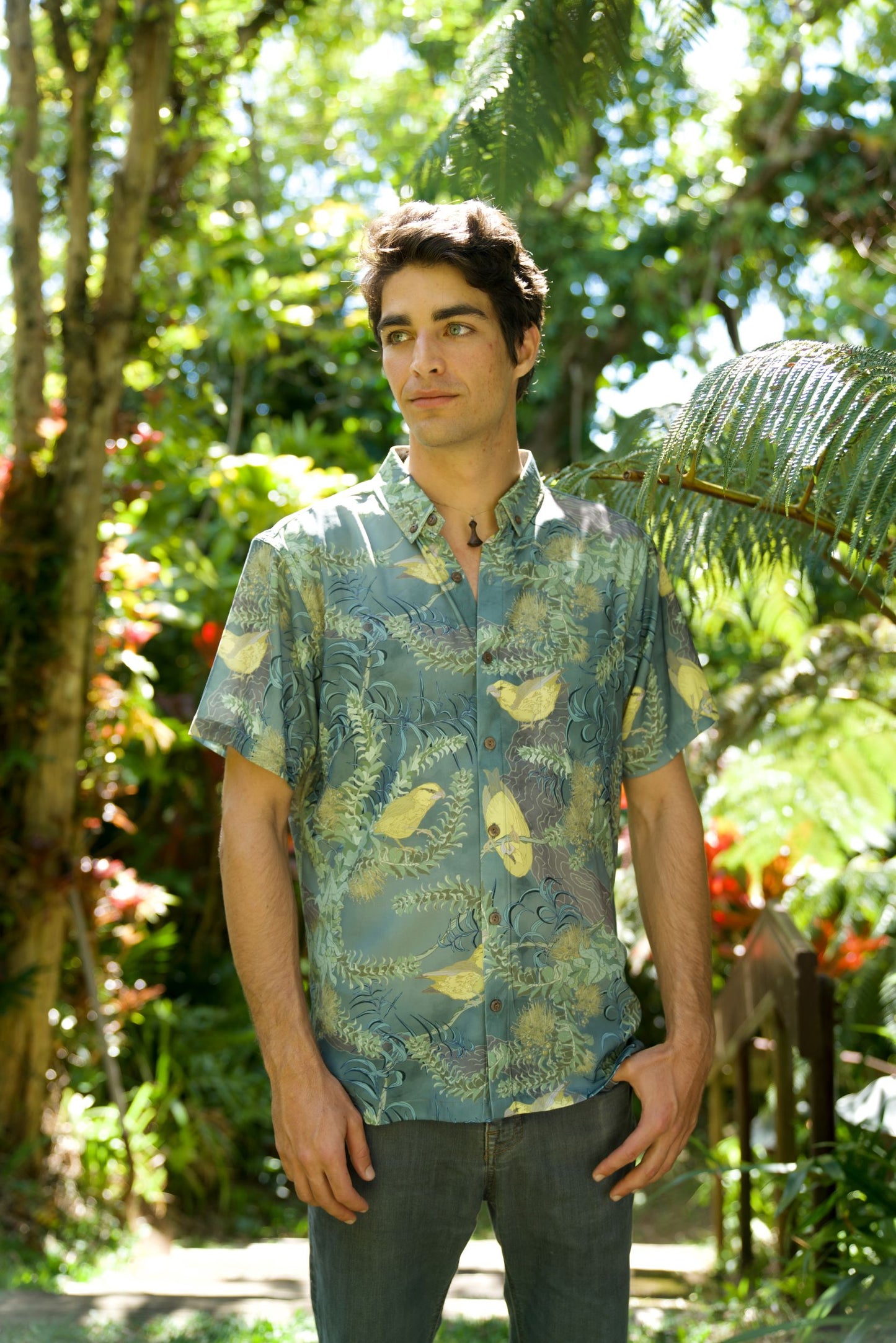 Foraging Kiwikiu Iron Free Aloha Shirt