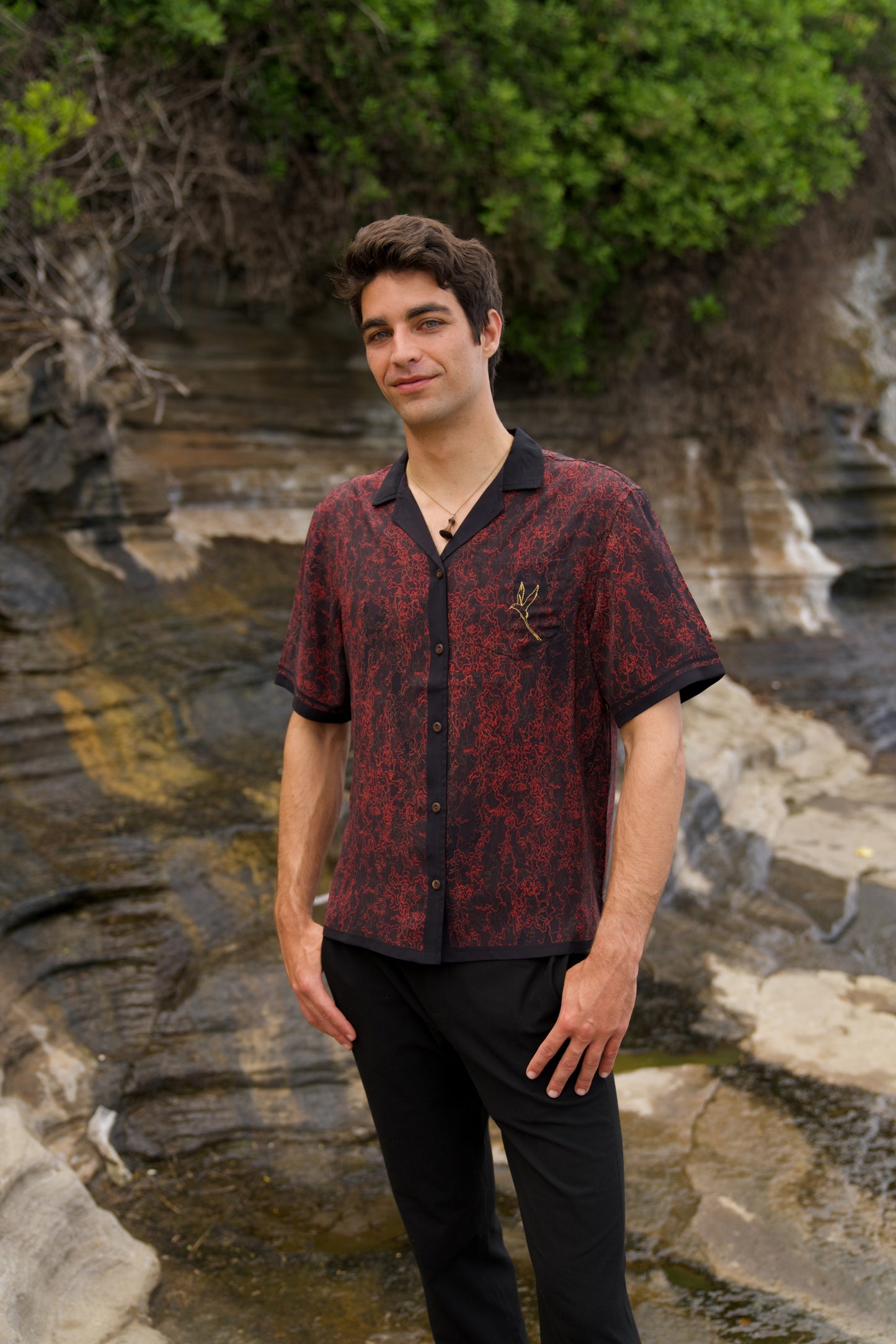 Koa‘e Kea Halema‘uma‘u Vintage Cut Aloha Shirt (Iron Free)