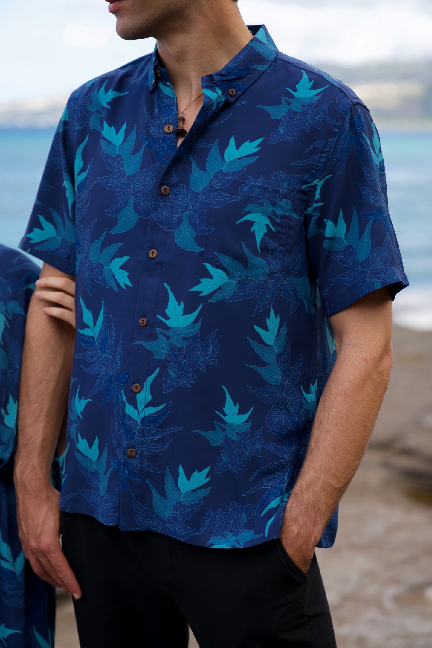 ‘Iwa‘Iwa Fern Blue Aloha Shirt (Iron Free)