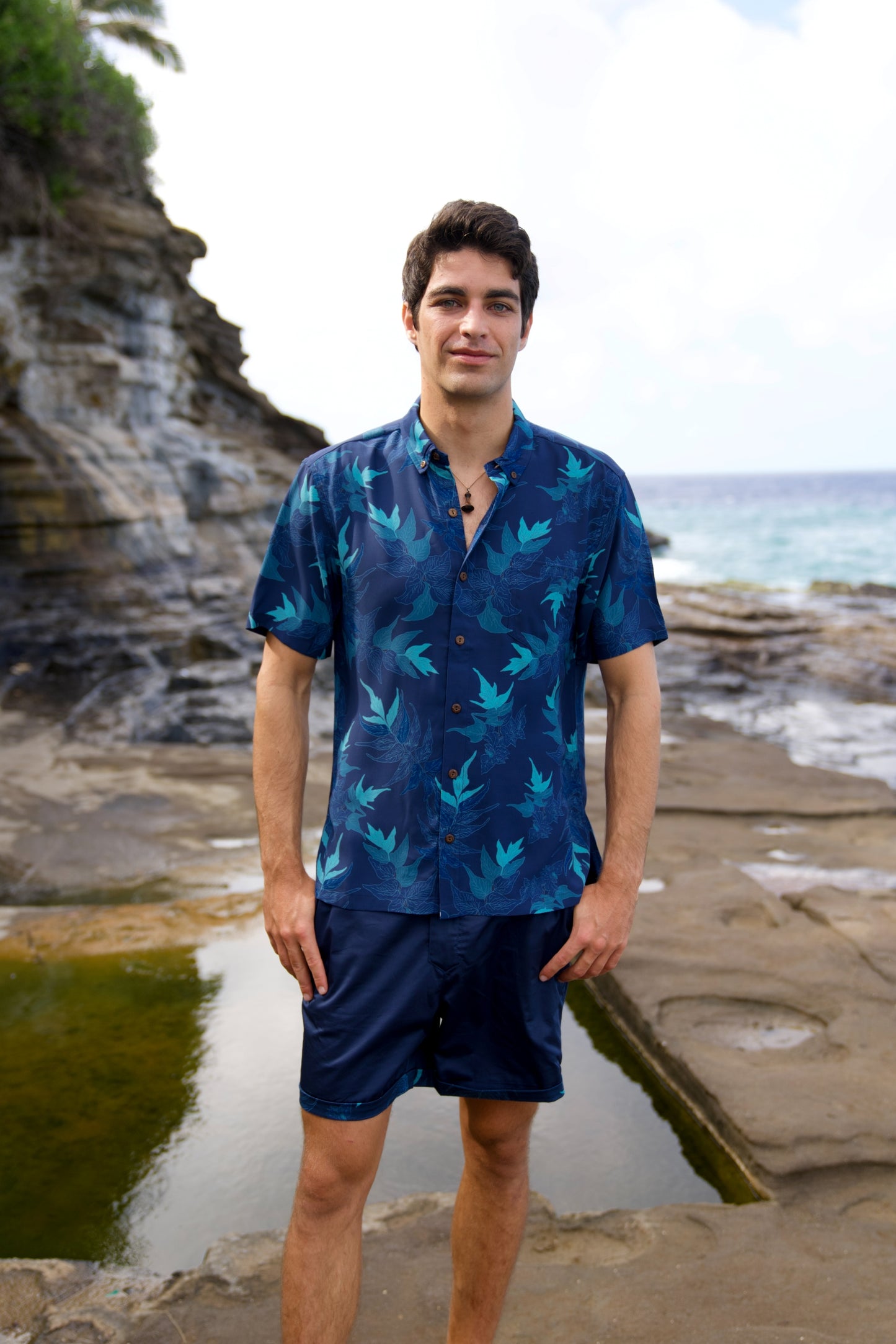 ‘Iwa‘Iwa Fern Navy Blue Reversible Shorts