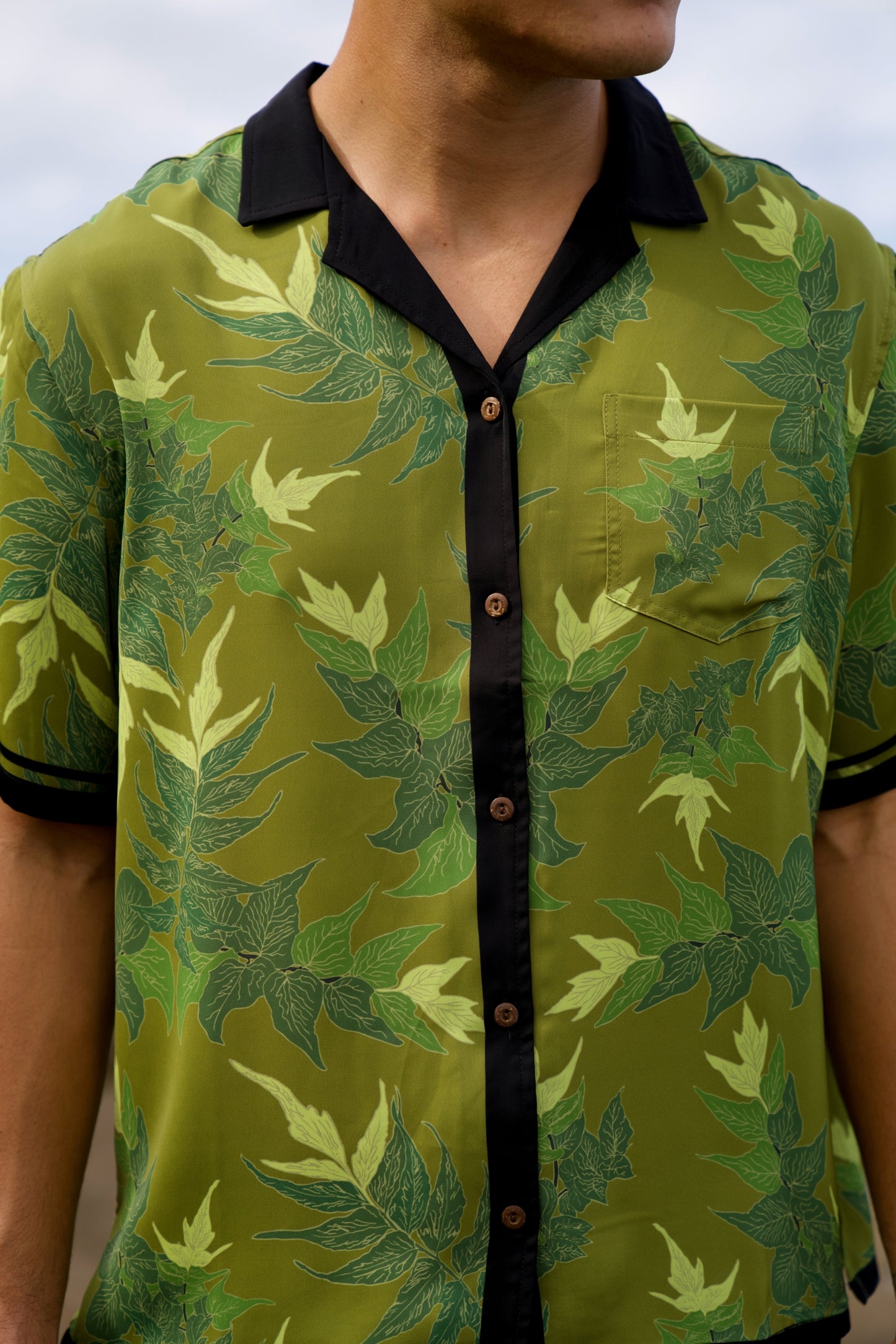 ‘Iwa‘Iwa Fern Green Vintage Cut Aloha Shirt (Iron Free)