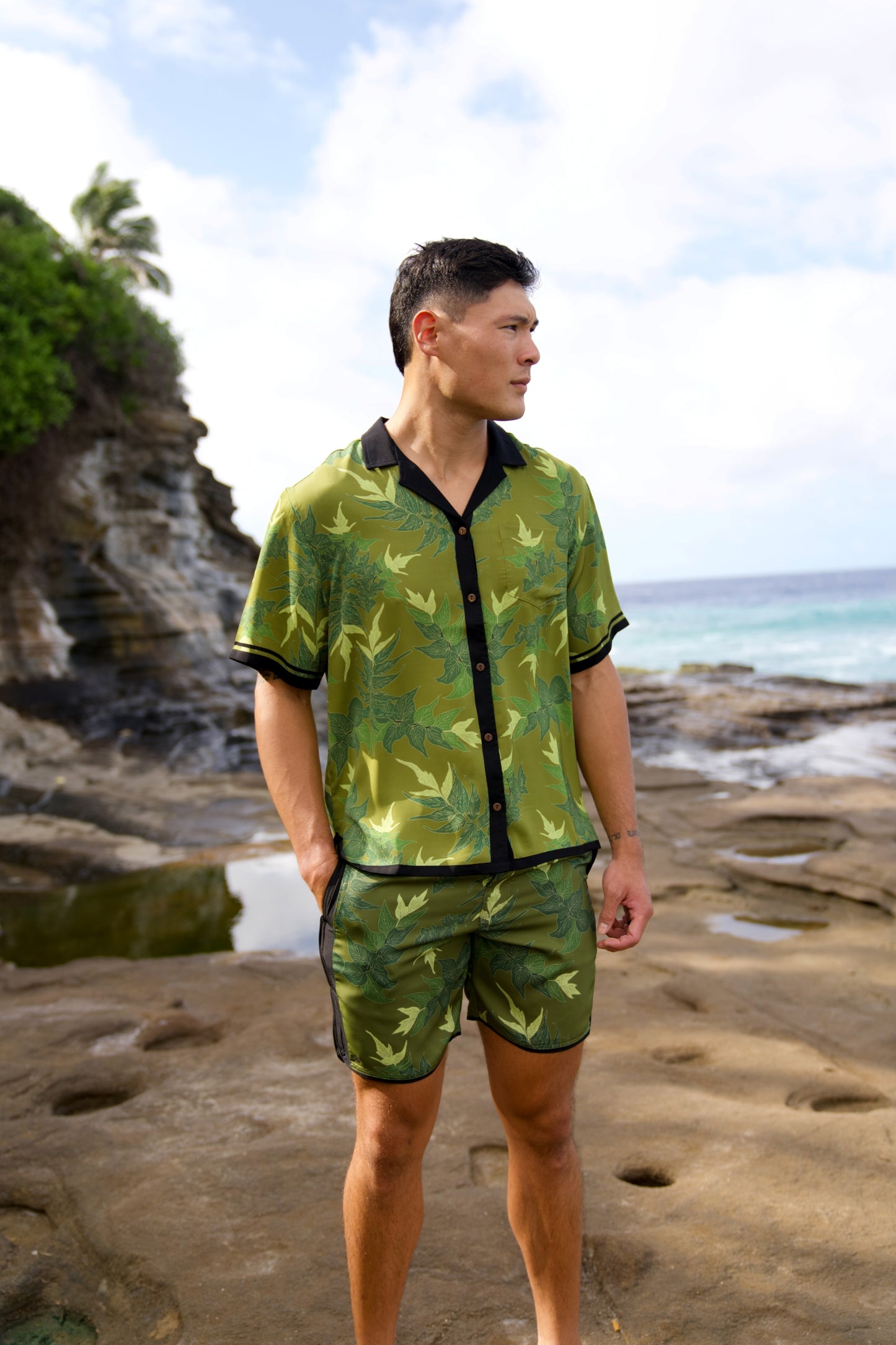 ‘Iwa‘Iwa Fern Green Vintage Cut Aloha Shirt (Iron Free)