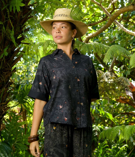 Kaniakapūpū Dark Forest Women's Kimono Sleeve Aloha Shirt