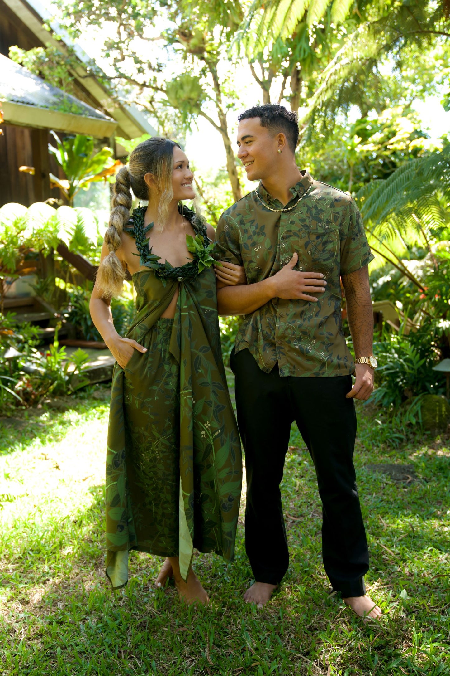 Maile Green Pareo / Sarong