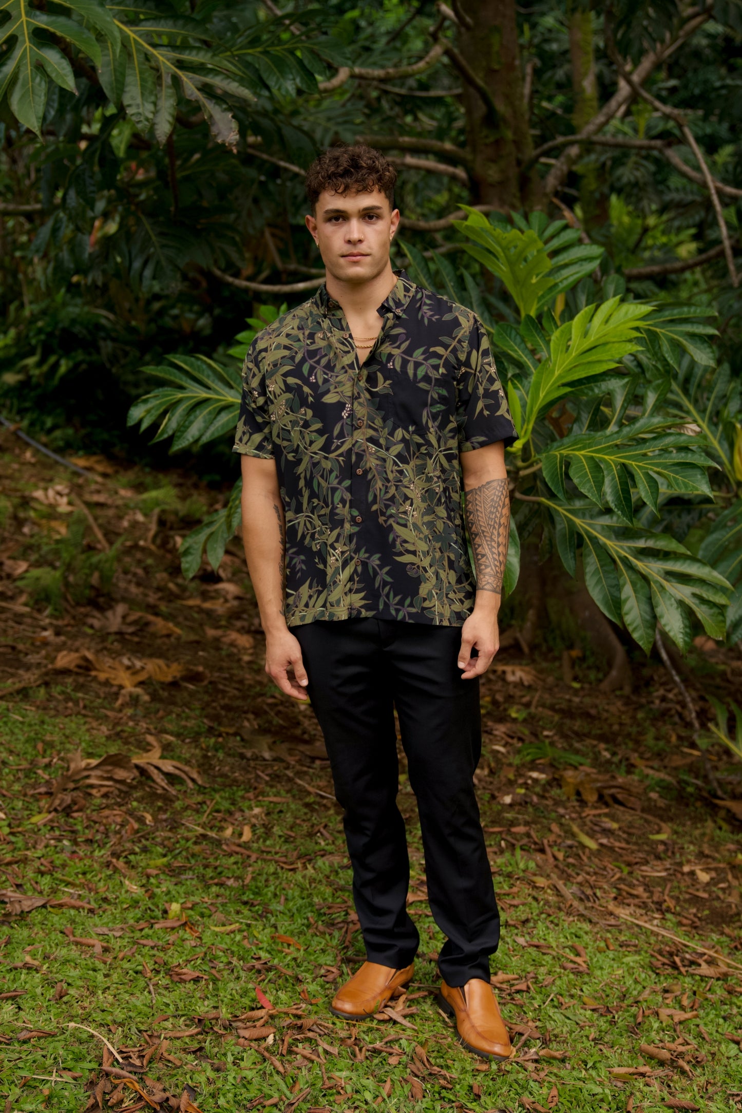 Maile Black Aloha Shirt (Iron Free)