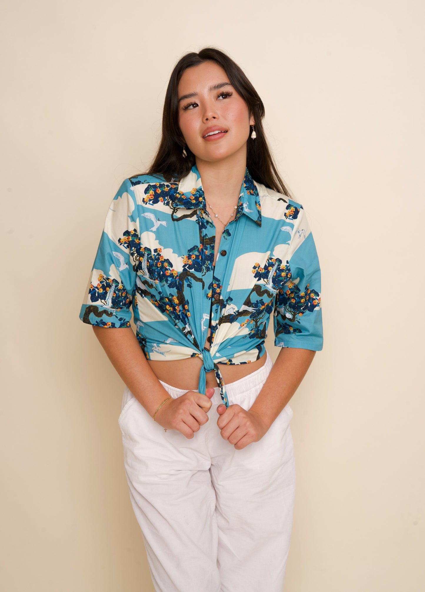Manu-o-Kū & Flowering Hau Tree Women's Blue Half-sleeve Aloha Shirt