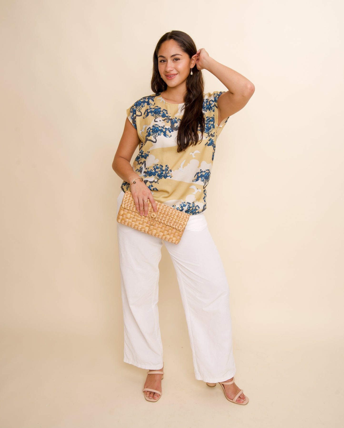 Manu-o-Kū & Flowering Hau Tree Blonde Cap Sleeve Blouse