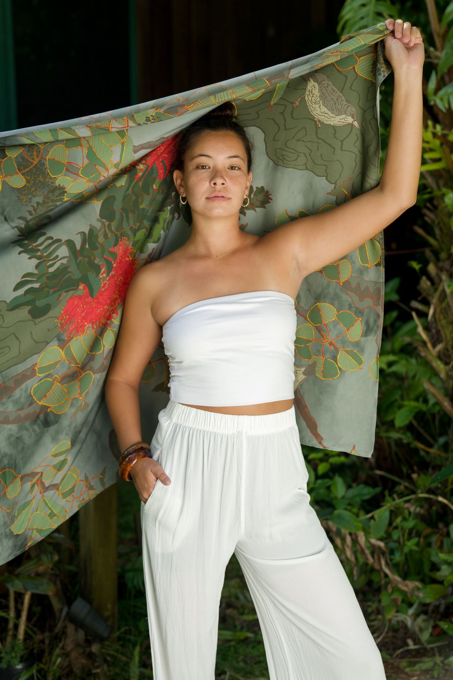 Vanishing 'Akikiki Pareo / Sarong