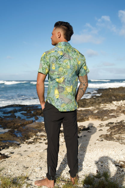 Foraging Kiwikiu Aloha Shirt
