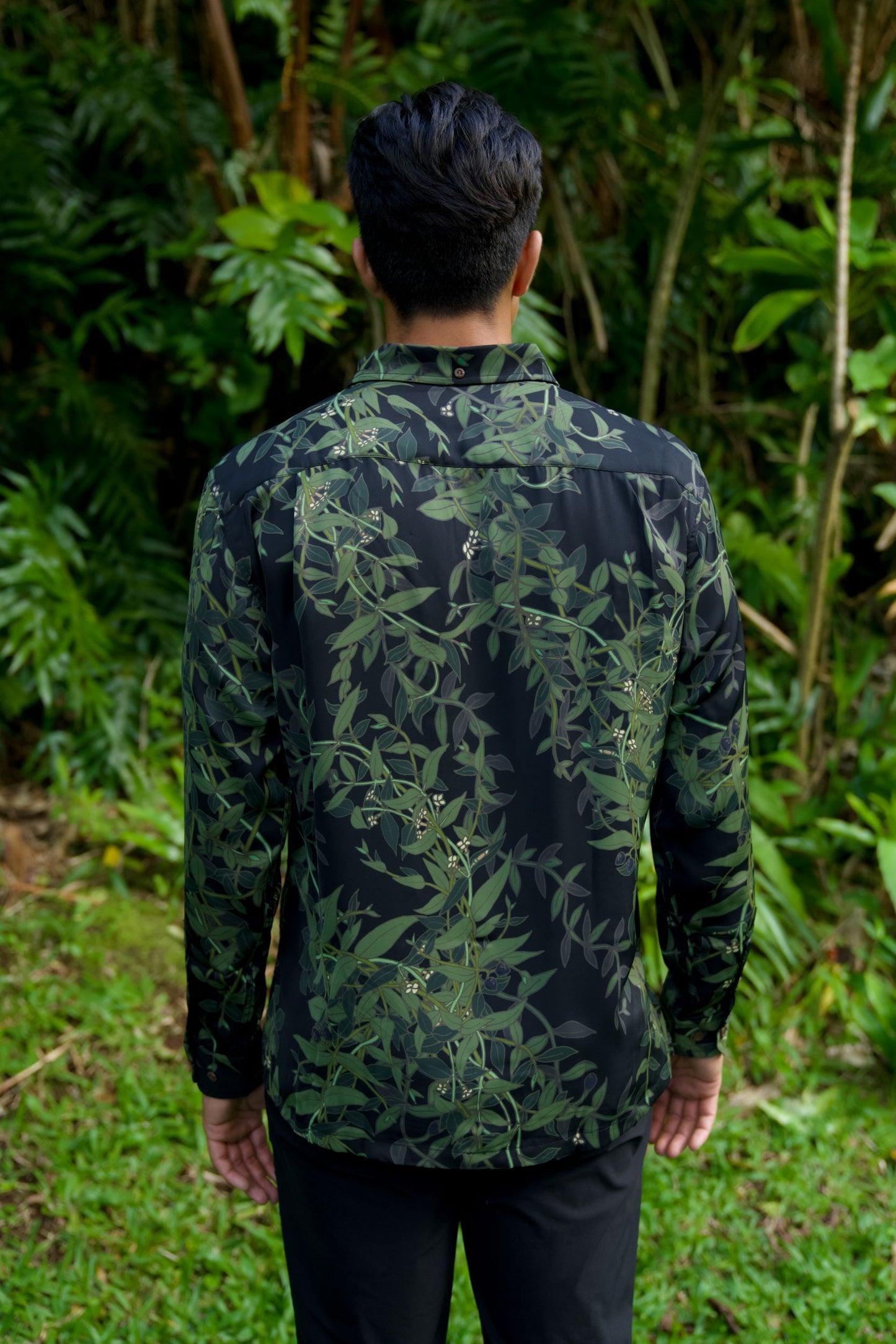 Maile Black Long Sleeve Aloha Shirt (Iron Free)