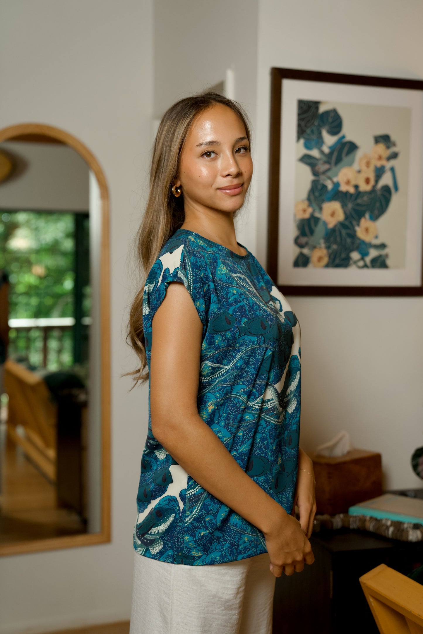 Hidden He‘e Cap Sleeve Blouse