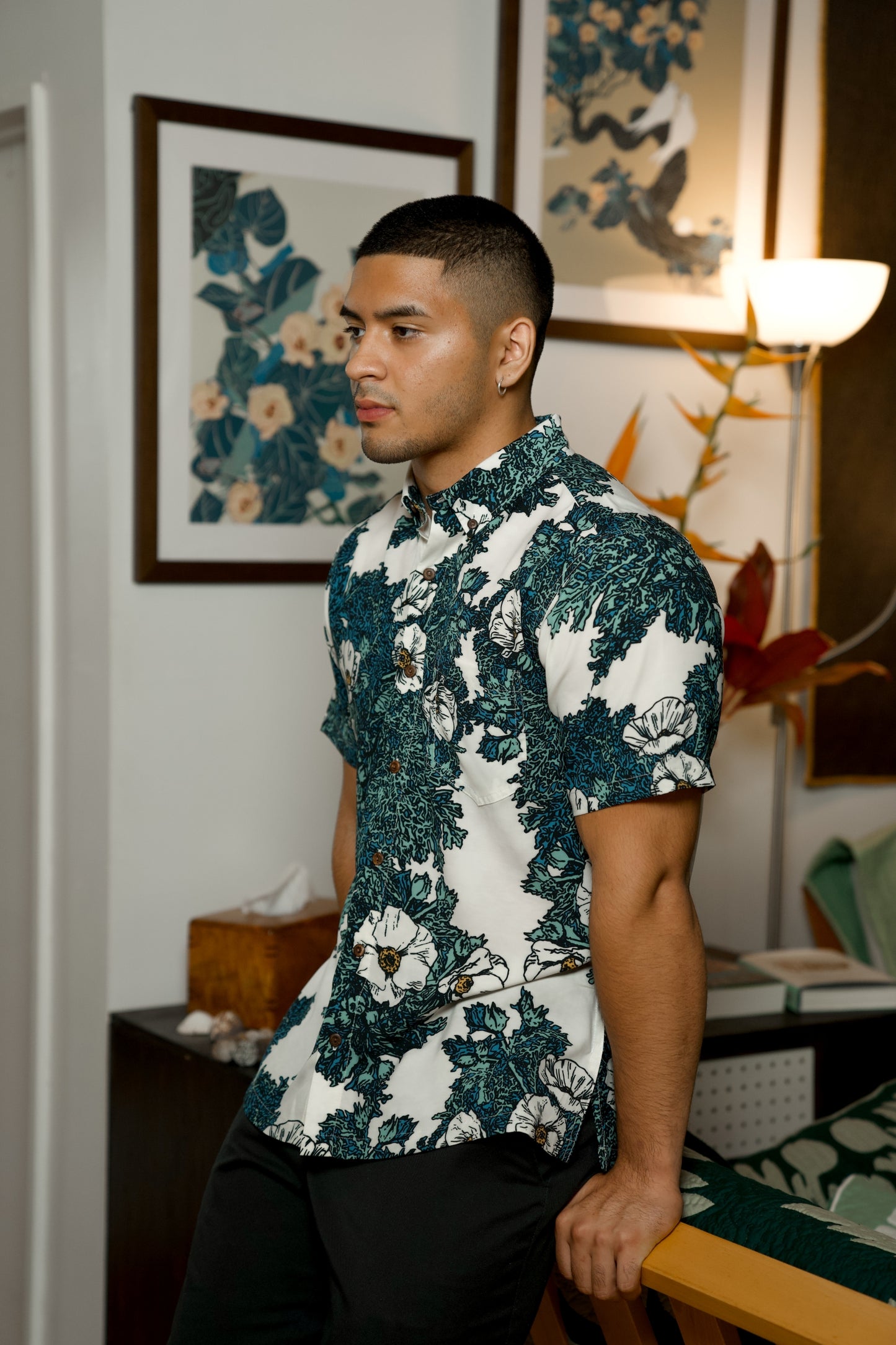 Puakala Blue On White Aloha Shirt (Iron Free)
