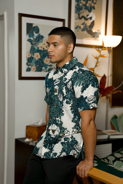 Puakala Blue On White Aloha Shirt (Iron Free)