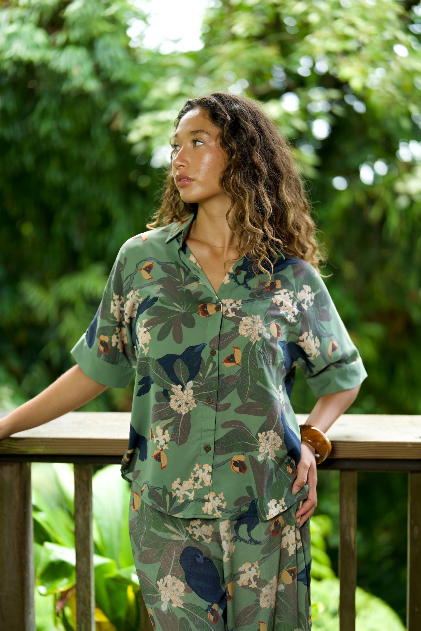 Hō‘awa & The ‘Alalā Sage Women's Kimono Sleeve Aloha Shirt