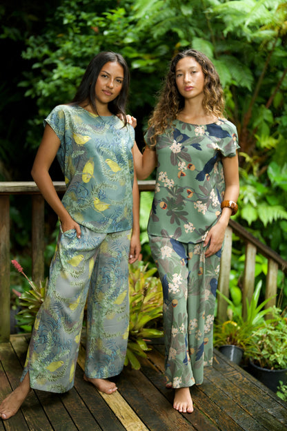 Foraging Kiwikiu Cap Sleeve Blouse