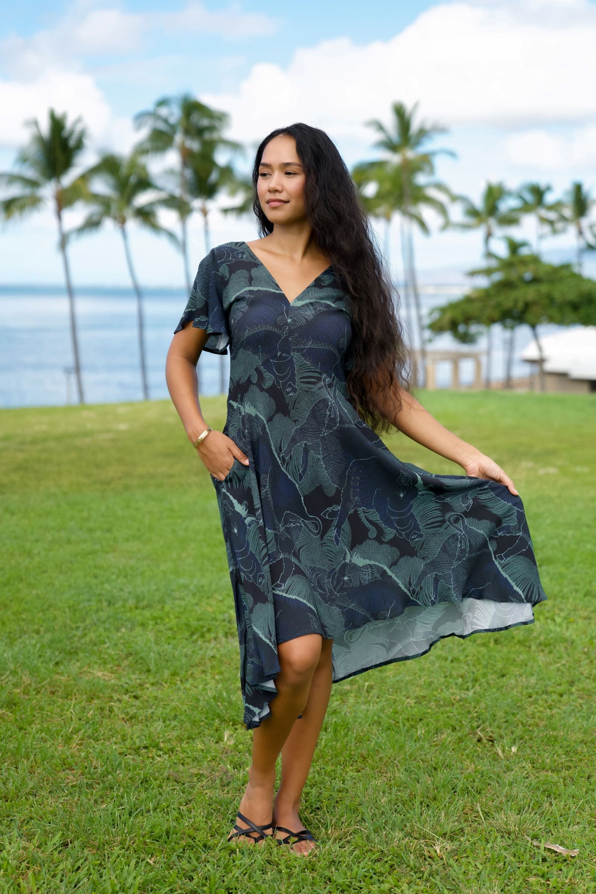 Kamapua'a Midi Hourglass Dress