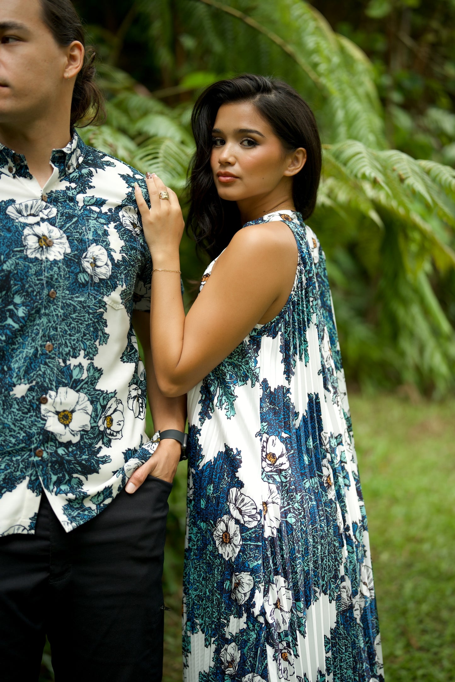 Puakala Keyhole Accordion Dress