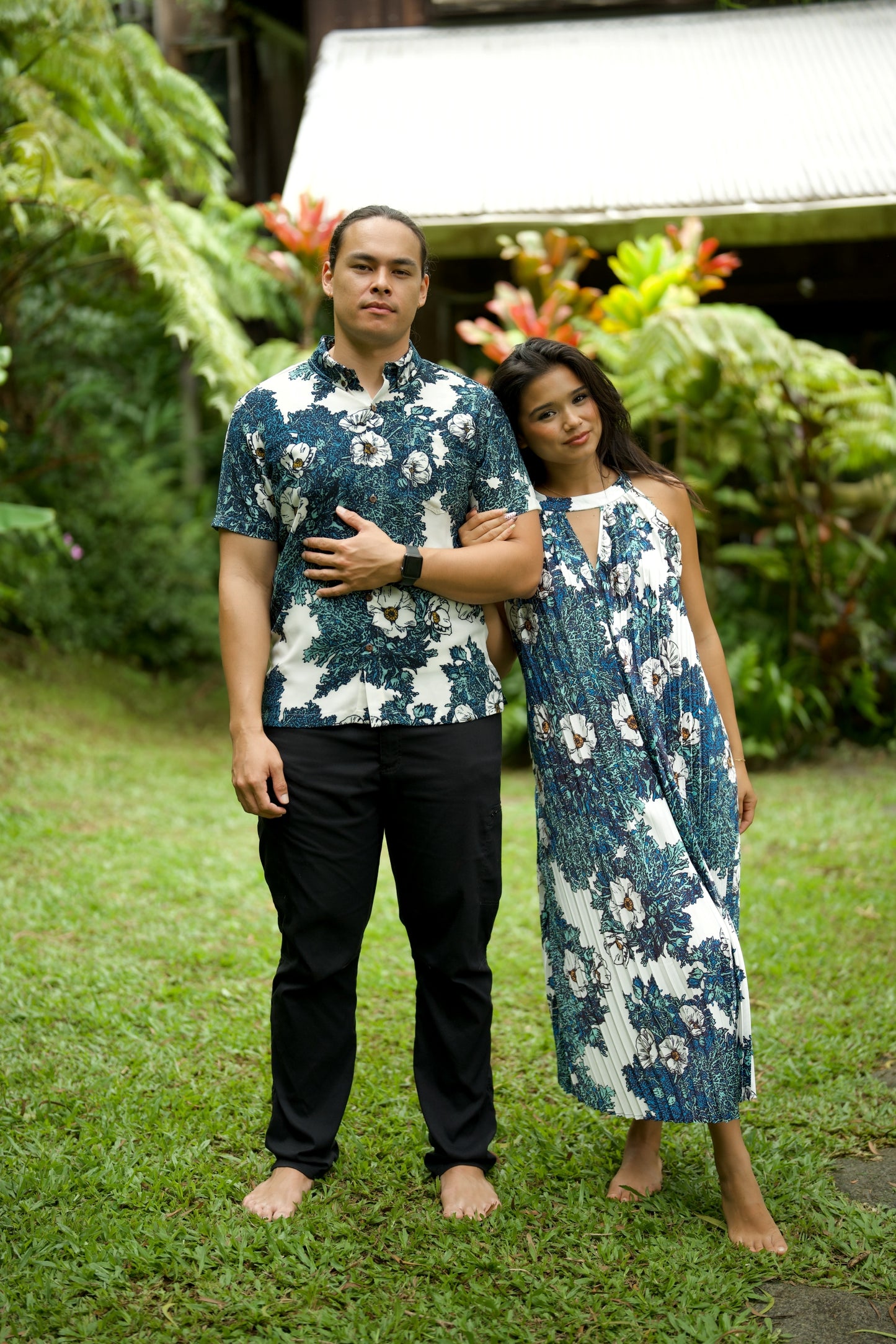 Puakala Keyhole Accordion Dress