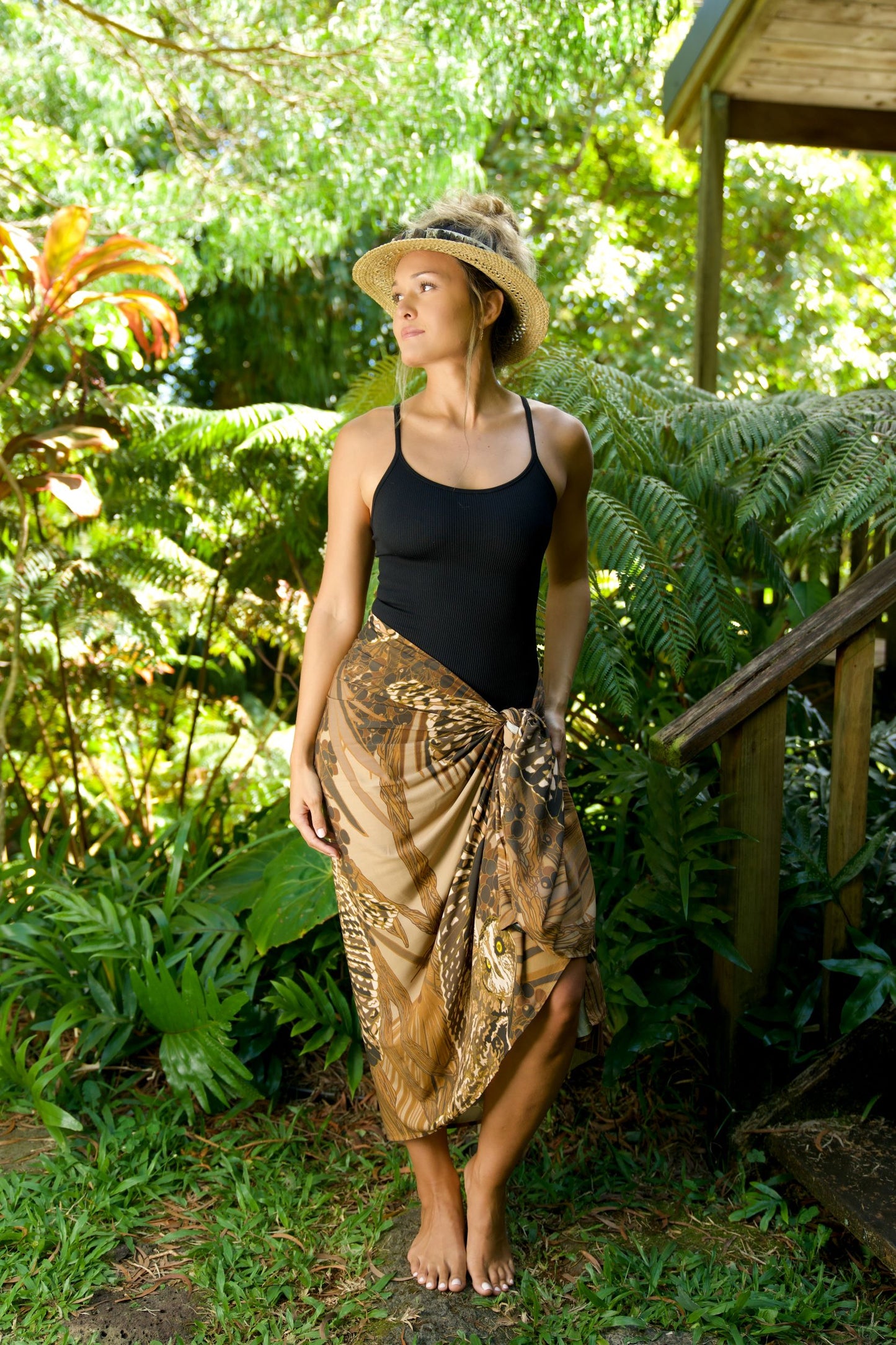 Pueo at Dusk & Loulu Pareo / Sarong