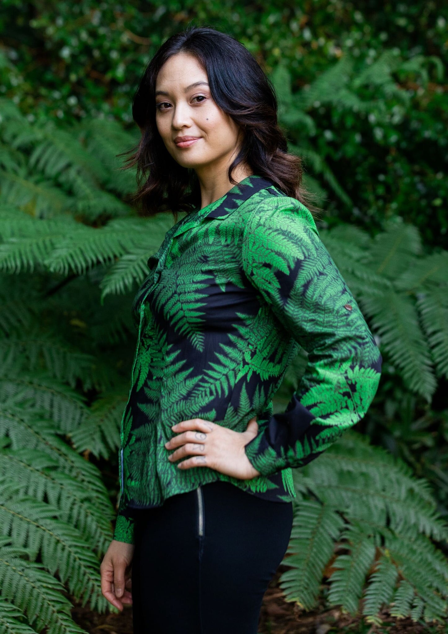 Palapalai Fern Limahuli Hāʻena Kauaʻi Green Women's Aloha Shirt